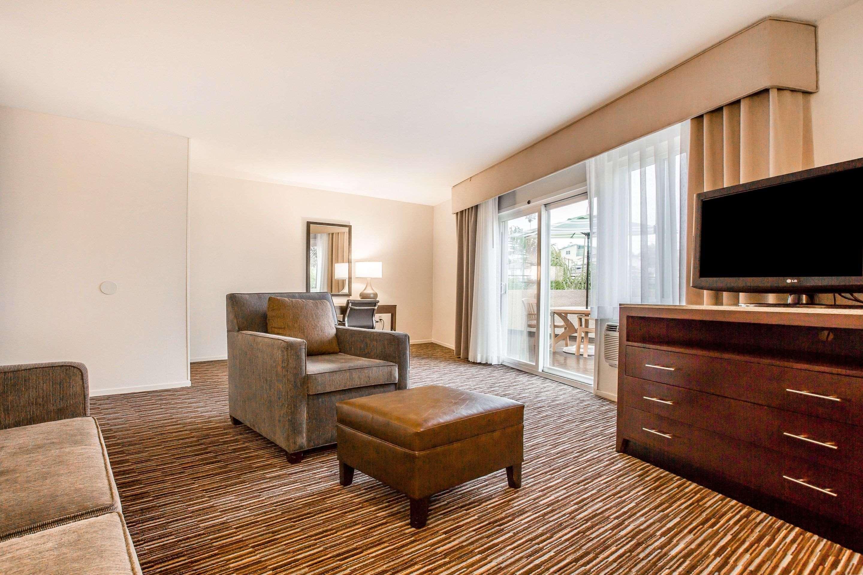 Quality Inn & Suites Hermosa Beach Extérieur photo